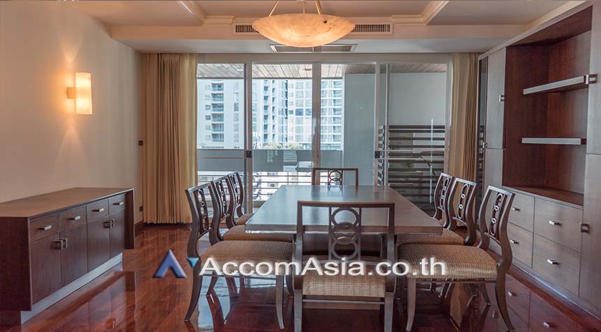 5  3 br Apartment for rent and sale in Sukhumvit ,Bangkok BTS Nana at Fully Furnished Apartment, Only 2 mins walk to BTS AA26129