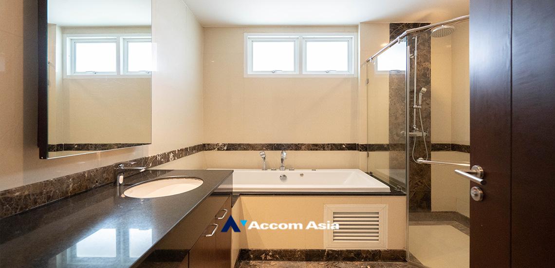 12  3 br Apartment For Rent in Sukhumvit ,Bangkok BTS Phrom Phong at Fully Furnished Suites AA26151