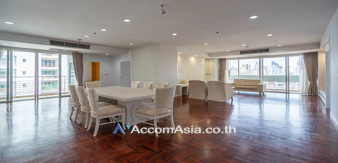 unitPet friendly |  3 Bedrooms  Apartment For Rent & Sale in Sukhumvit, Bangkok  near BTS Phrom Phong (AA26159)