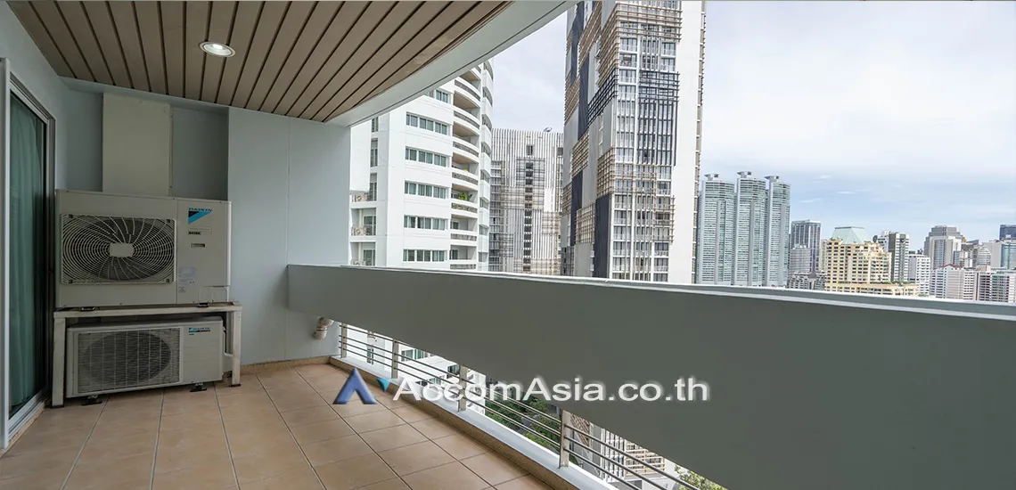 unitPet friendly |  3 Bedrooms  Apartment For Rent & Sale in Sukhumvit, Bangkok  near BTS Phrom Phong (AA26159)