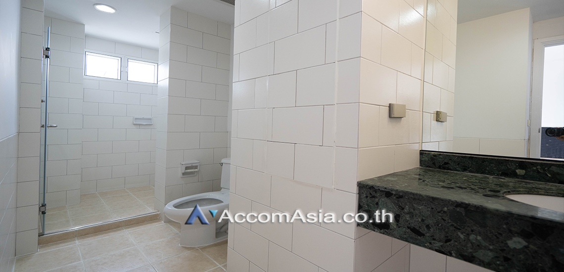 11  3 br Apartment for rent and sale in Sukhumvit ,Bangkok BTS Phrom Phong at Perfect for a big family AA26159