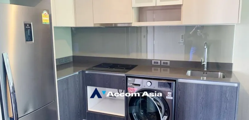 unit 2 Bedrooms  Condominium For Rent in Sathorn, Bangkok  near BTS Chong Nonsi (AA26168)