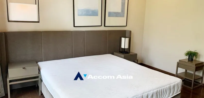 unit 2 Bedrooms  Condominium For Rent in Sathorn, Bangkok  near BTS Chong Nonsi (AA26168)