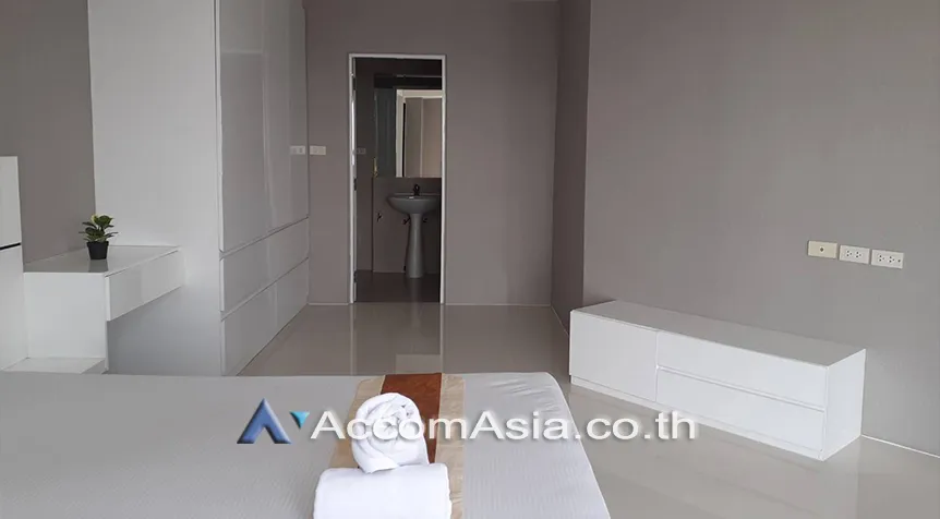 unit 2 Bedrooms  Condominium For Rent in Sukhumvit, Bangkok  near BTS Phrom Phong (AA26189)