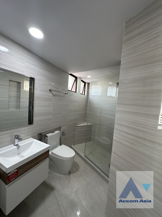 24  3 br Condominium for rent and sale in Sukhumvit ,Bangkok  at President Park Sukhumvit 24   AA26197