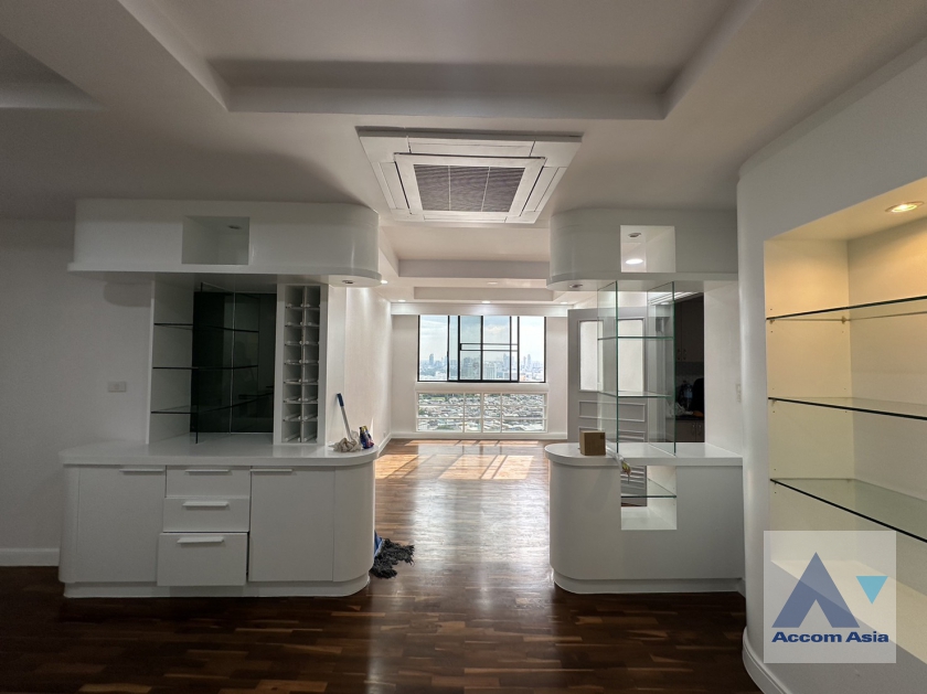 9  3 br Condominium for rent and sale in Sukhumvit ,Bangkok  at President Park Sukhumvit 24   AA26197
