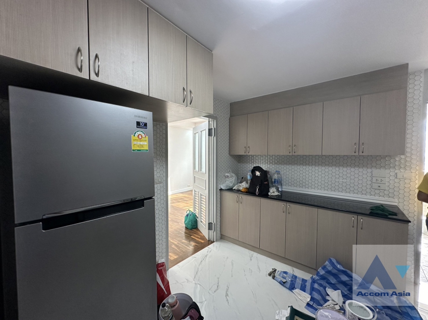 20  3 br Condominium for rent and sale in Sukhumvit ,Bangkok  at President Park Sukhumvit 24   AA26197