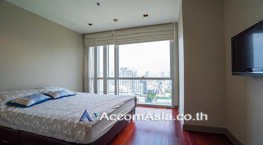 10  2 br Condominium For Rent in Ploenchit ,Bangkok BTS Ploenchit at Athenee Residence AA26211