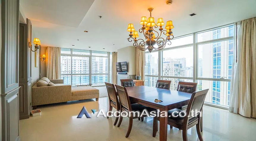 unit 2 Bedrooms  Condominium For Rent in Ploenchit, Bangkok  near BTS Ploenchit (AA26211)
