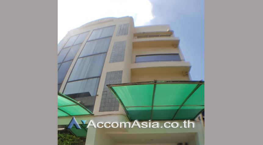 unitHome Office |  4 Bedrooms  Townhouse For Rent & Sale in Sukhumvit, Bangkok  near BTS Phrom Phong (AA26220)