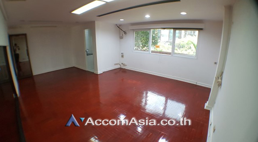 4  4 br Townhouse for rent and sale in Sukhumvit ,Bangkok BTS Phrom Phong AA26220