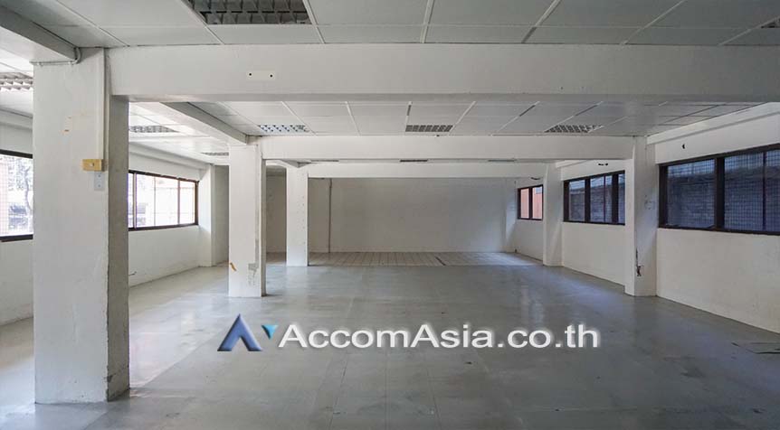 12  Building for rent and sale in Sukhumvit ,Bangkok  AA26223