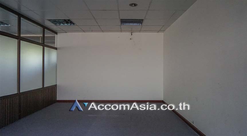 16  Building for rent and sale in Sukhumvit ,Bangkok  AA26223