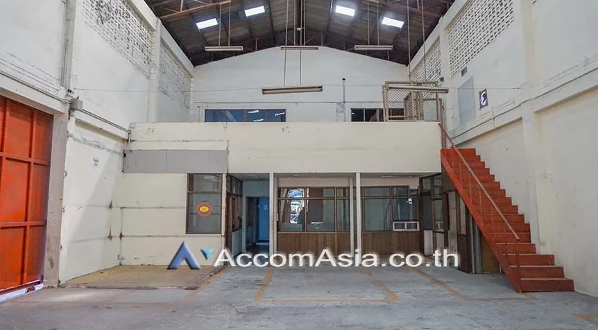 6  Building for rent and sale in Sukhumvit ,Bangkok  AA26223