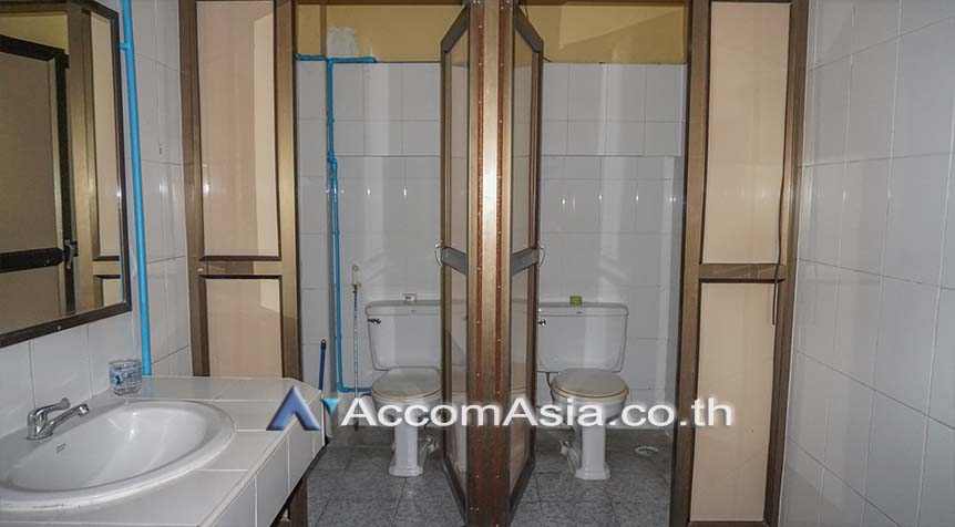 10  Building for rent and sale in Sukhumvit ,Bangkok  AA26223