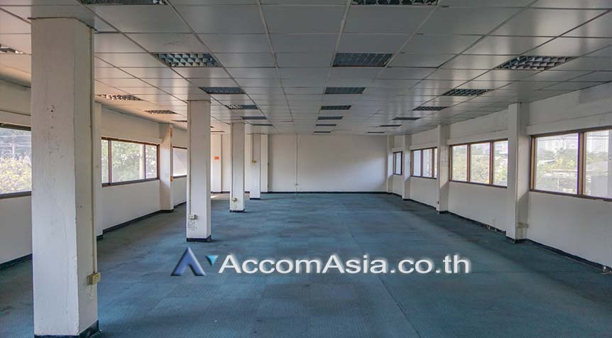 18  Building for rent and sale in Sukhumvit ,Bangkok  AA26223