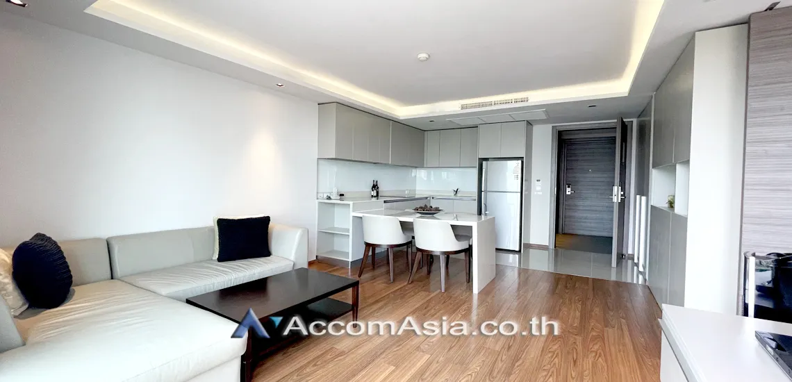 unit 1 Bedroom  Apartment For Rent in Sukhumvit, Bangkok  near BTS Ekkamai (AA26236)