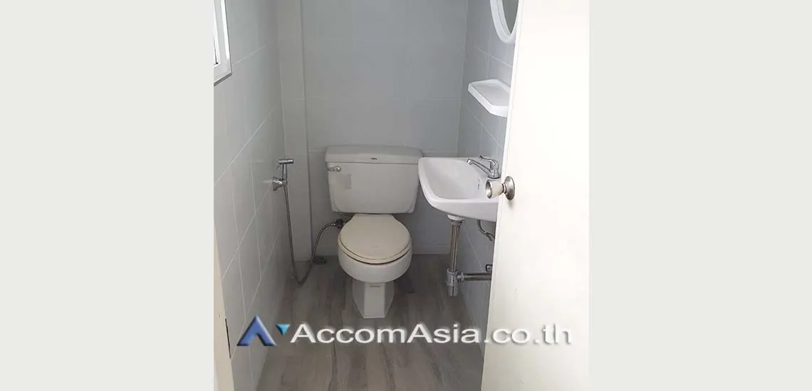8  Office Space for rent and sale in Sukhumvit ,Bangkok BTS Phra khanong at Park Avenue AA26239