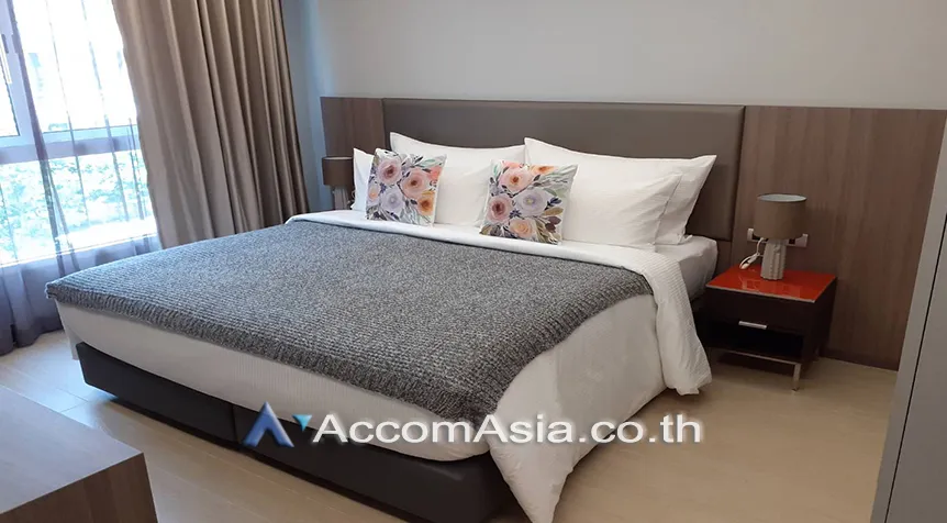 unit 2 Bedrooms  Apartment For Rent in Ratchadaphisek, Bangkok  near MRT Phetchaburi (AA26245)