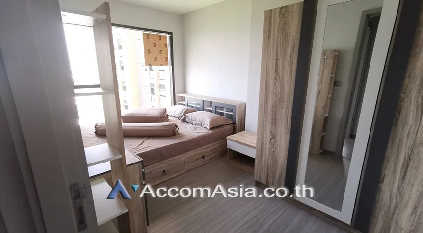 unit 2 Bedrooms  Condominium For Rent in Sukhumvit, Bangkok  near BTS Bang Chak (AA26252)
