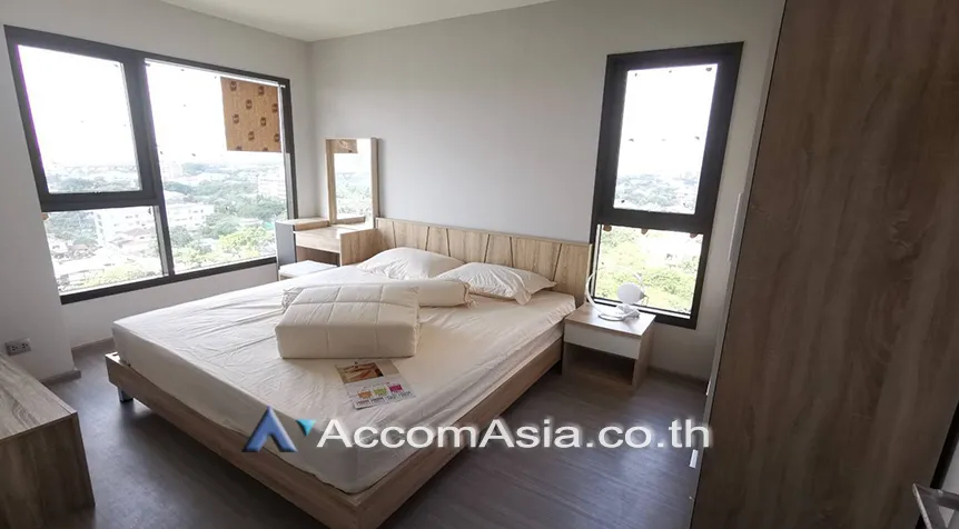 unit 2 Bedrooms  Condominium For Rent in Sukhumvit, Bangkok  near BTS Bang Chak (AA26252)