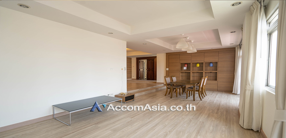 1  3 br Condominium For Rent in Sukhumvit ,Bangkok BTS Nana at The Heritage 24079