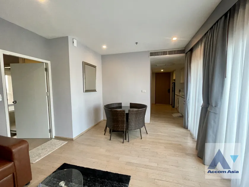 unitCorner Unit |  1 Bedroom  Condominium For Rent & Sale in Sukhumvit, Bangkok  near BTS Thong Lo (AA26281)