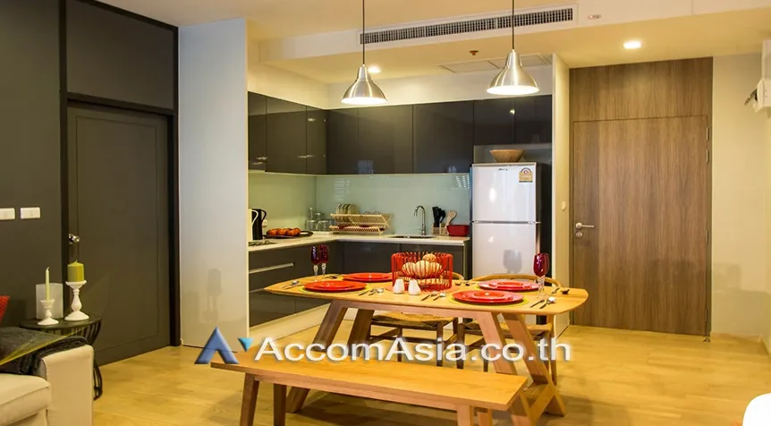 unit 1 Bedroom  Condominium For Rent & Sale in Sukhumvit, Bangkok  near BTS Ekkamai (AA26300)