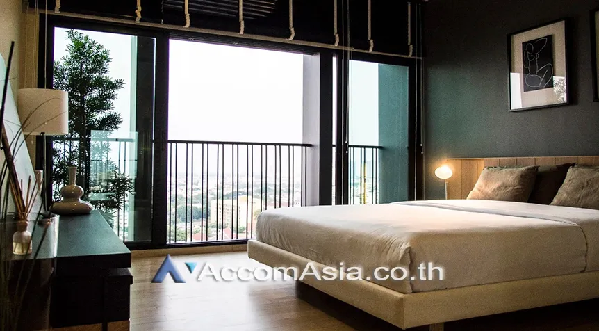 unit 1 Bedroom  Condominium For Rent & Sale in Sukhumvit, Bangkok  near BTS Ekkamai (AA26300)