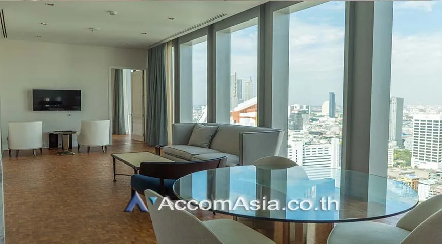 unit 2 Bedrooms  Condominium For Rent & Sale in Silom, Bangkok  near BTS Chong Nonsi (AA26304)