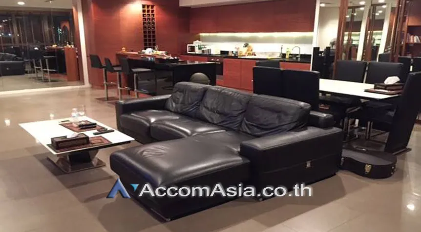 unit 2 Bedrooms  Condominium For Sale in Charoen Nakhon, Bangkok  near BTS Krung Thon Buri (AA26321)