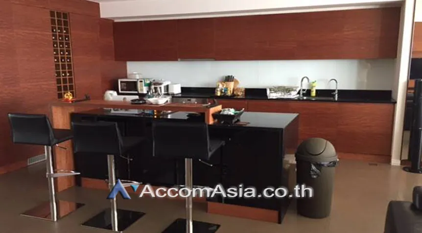 unit 2 Bedrooms  Condominium For Sale in Charoen Nakhon, Bangkok  near BTS Krung Thon Buri (AA26321)