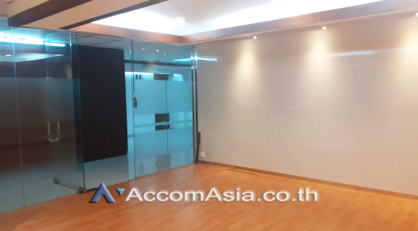  1  Office Space For Rent in Sukhumvit ,Bangkok MRT Sukhumvit - BTS Asok at Rajapark Building AA26338