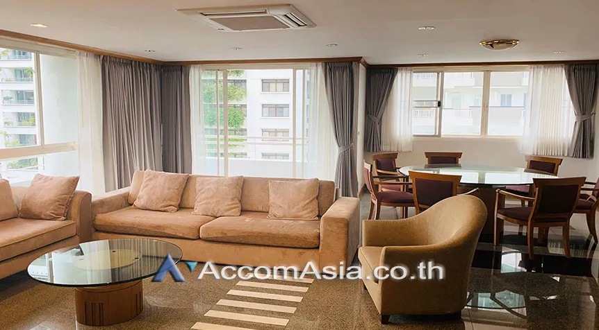 unit 3 Bedrooms  Apartment For Rent in Sathorn, Bangkok  near BTS Chong Nonsi (AA26344)