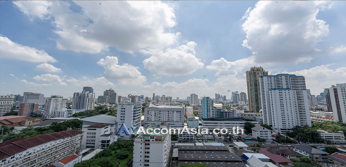  1  4 br Apartment For Rent in Sukhumvit ,Bangkok BTS Asok - MRT Sukhumvit at Suite For Family AA26375