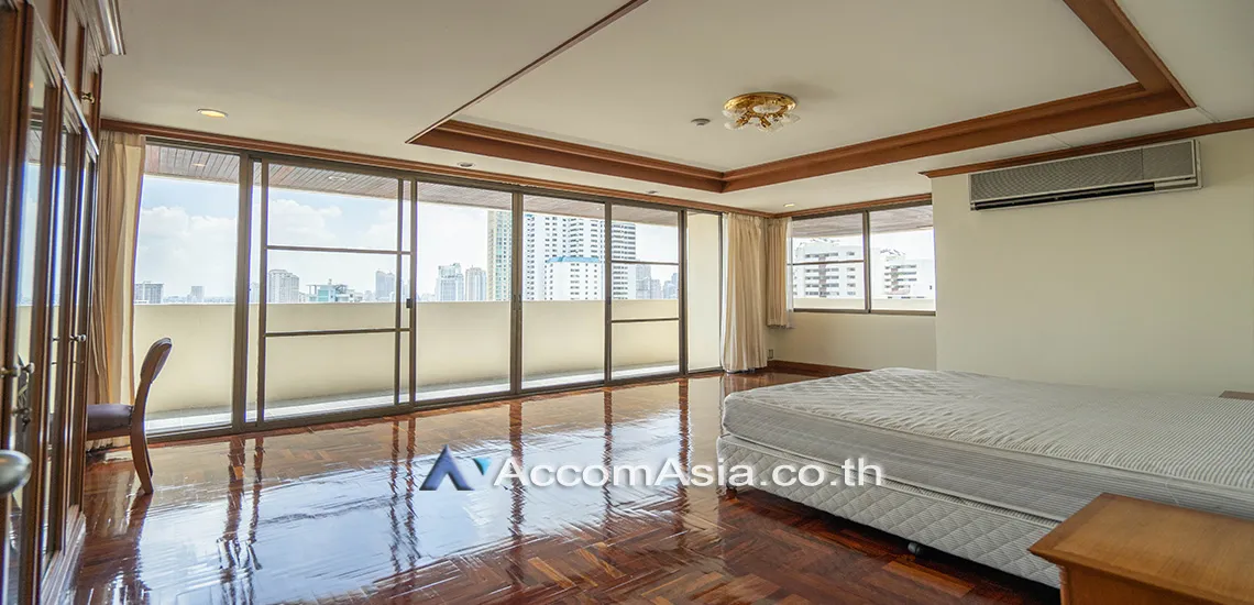 8  4 br Apartment For Rent in Sukhumvit ,Bangkok BTS Asok - MRT Sukhumvit at Suite For Family AA26375