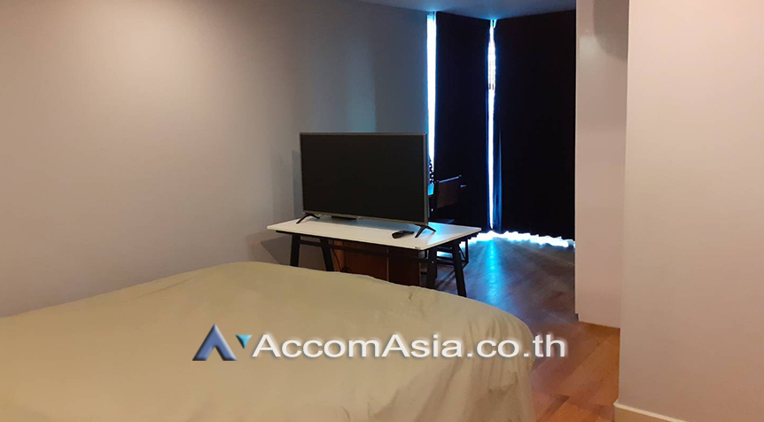6  2 br Condominium For Sale in Silom ,Bangkok BTS Chong Nonsi at Quad Silom AA26394