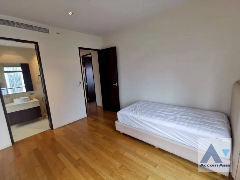 9  2 br Condominium for rent and sale in Sukhumvit ,Bangkok BTS Phrom Phong at The Madison AA26433