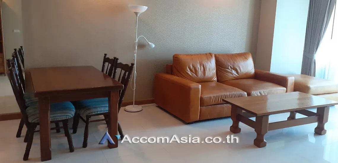 unit 1 Bedroom  Condominium For Rent in Ploenchit, Bangkok  near BTS Ratchadamri (AA26447)