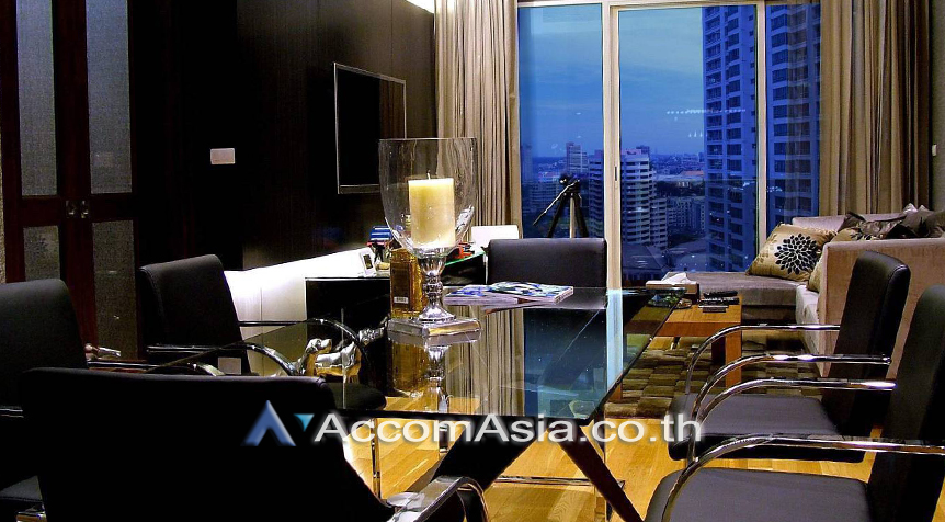 unit 2 Bedrooms  Condominium For Sale in Sukhumvit, Bangkok  near MRT Sukhumvit - BTS Asok (AA26475)