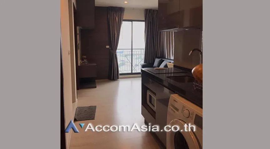 unit 2 Bedrooms  Condominium For Sale in Phaholyothin, Bangkok  near ARL Makkasan - MRT Rama 9 (AA26480)