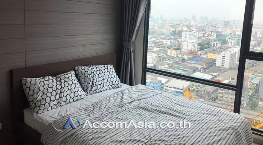 unit 2 Bedrooms  Condominium For Sale in Phaholyothin, Bangkok  near ARL Makkasan - MRT Rama 9 (AA26480)