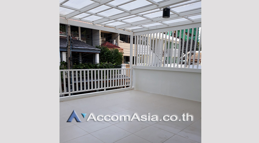 14  3 br Townhouse For Rent in Sukhumvit ,Bangkok BTS Nana AA26522