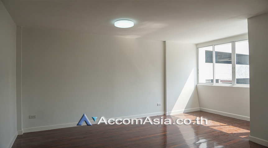 10  3 br Townhouse For Rent in Sukhumvit ,Bangkok BTS Nana AA26522