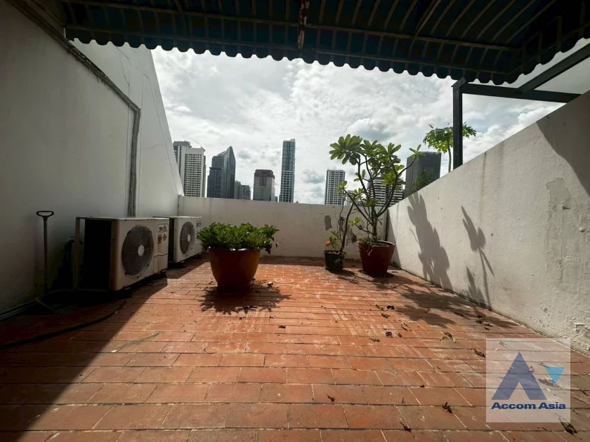  1  2 br Condominium for rent and sale in Sukhumvit ,Bangkok MRT Sukhumvit - BTS Asok at Ruamjai Heights AA26526