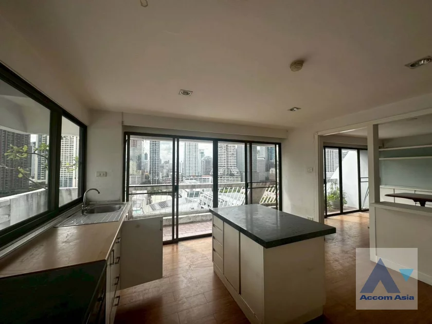 6  2 br Condominium for rent and sale in Sukhumvit ,Bangkok MRT Sukhumvit - BTS Asok at Ruamjai Heights AA26526