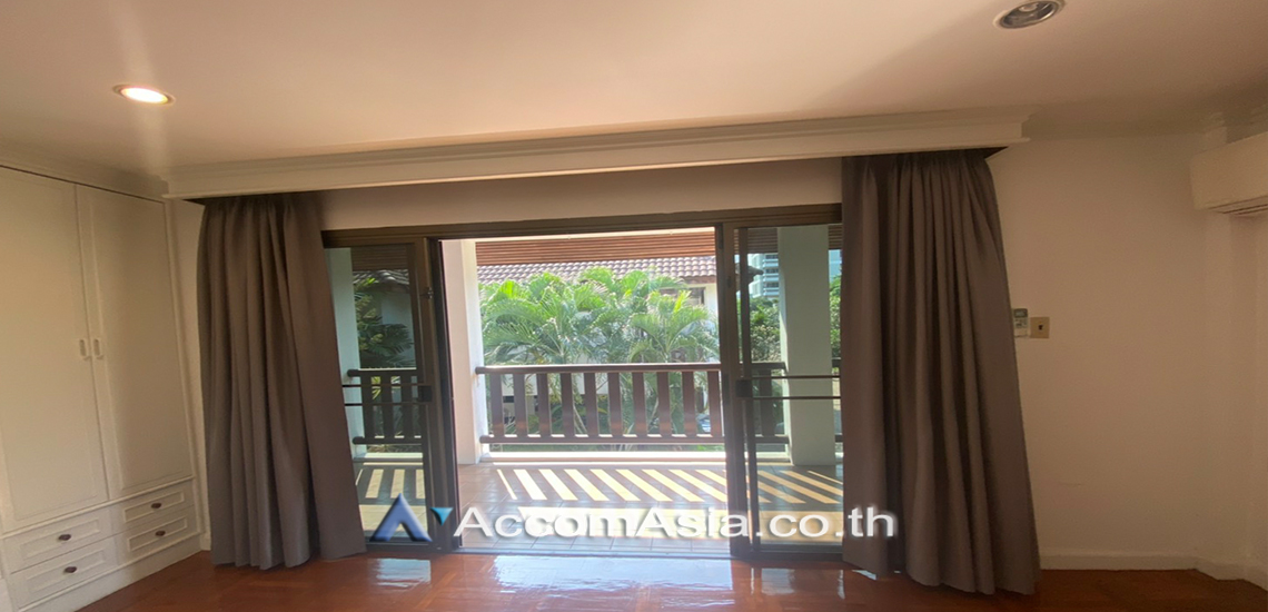 11  4 br House for rent and sale in Sukhumvit ,Bangkok BTS Phrom Phong at Kid Friendly House Compound AA26529