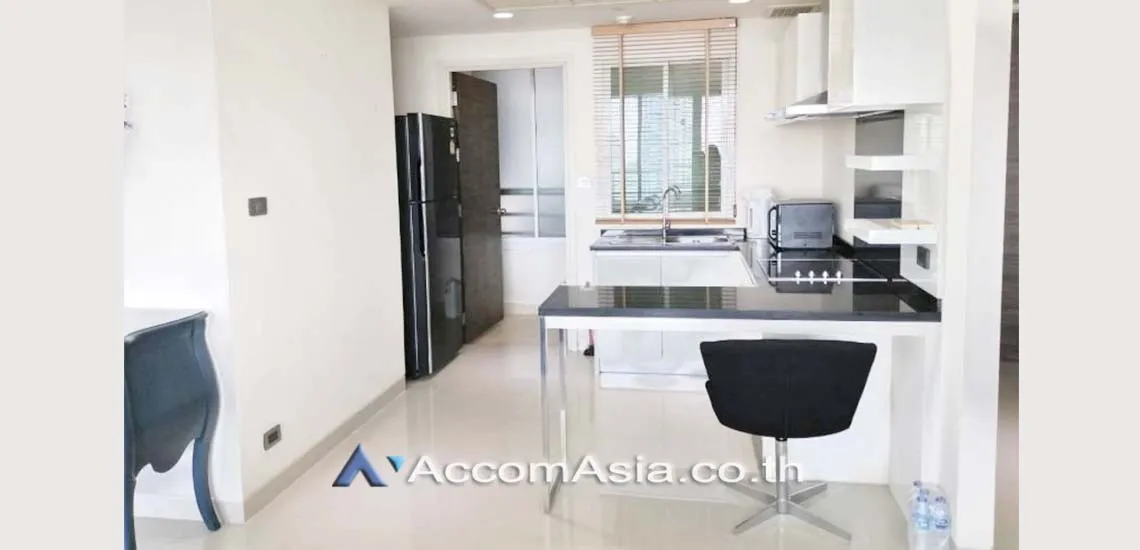 unit 3 Bedrooms  Condominium For Rent & Sale in Charoen Nakhon, Bangkok  near BTS Krung Thon Buri (AA26549)