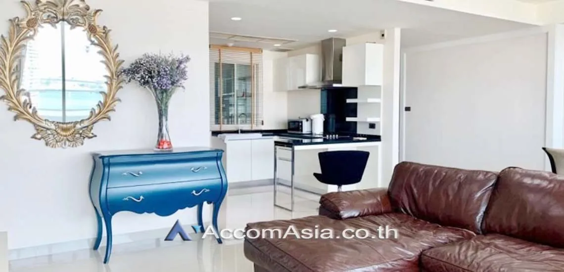 unit 3 Bedrooms  Condominium For Rent & Sale in Charoen Nakhon, Bangkok  near BTS Krung Thon Buri (AA26549)