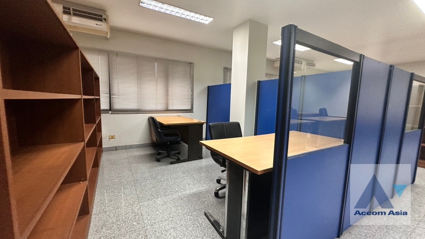 17  Studio Building For Sale in Sukhumvit ,Bangkok BTS Phra khanong AA26619